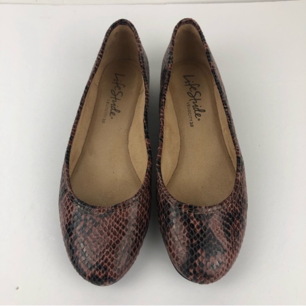 Life Stride Velocity 2.0 Sz 7 Vivienne Brown Snakeskin Flats Gold Detail on Heel
